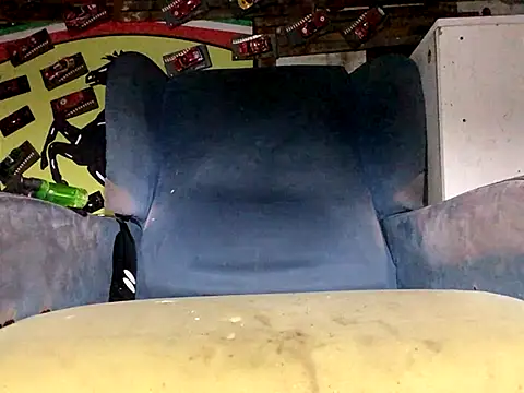 Snapshot of lovehairymature90 chatting on September 30, 2:38 am lovehairymature90 online show from September 30, 2:38 am