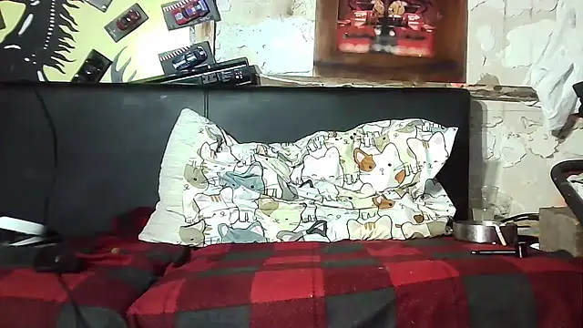 Snapshot of lovehairymature90 chatting on November 13, 11:58 pm lovehairymature90 online show from November 13, 11:58 pm