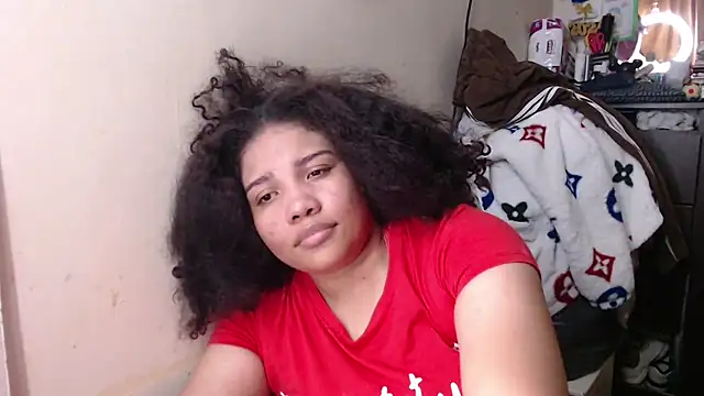 madelene online show from March 22, 4:03 am