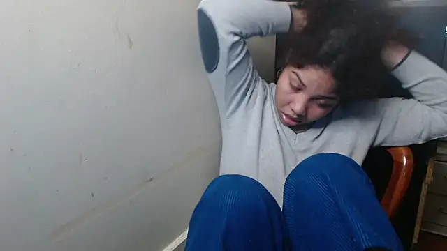 madelene online show from November 11, 1:27 am