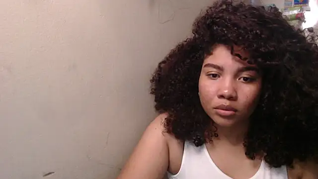 madelene online show from May 25, 1:22 am