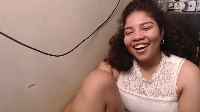 madelene online show from May 31, 3:47 am
