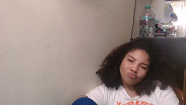 madelene online show from June 6, 12:38 am