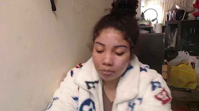 madelene online show from June 11, 3:26 am