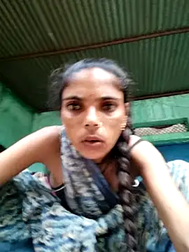 Snapshot of Sonam_mehta chatting on September 30, 6:51 am Sonam mehta online show from September 30, 6:51 am