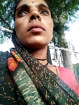 Snapshot of Sonam_mehta chatting on October 6, 11:07 am Sonam mehta online show from October 6, 11:07 am