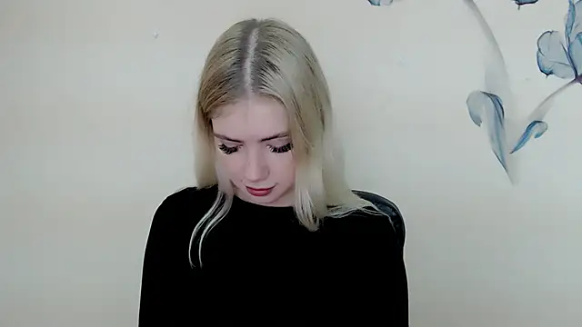 AliceHotty  online show from November 21, 9:30 am