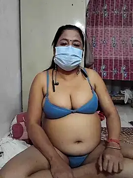 mature mimi online show from November 20, 6:40 pm