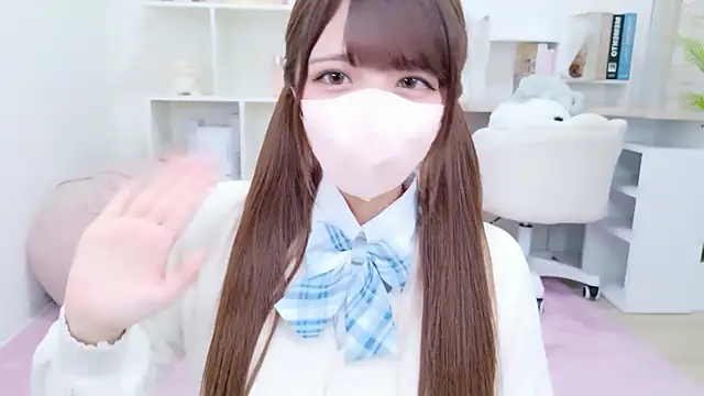 Snapshot of Reina_Fcup chatting on December 18, 11:05 am Reina Fcup online show from December 18, 11:05 am