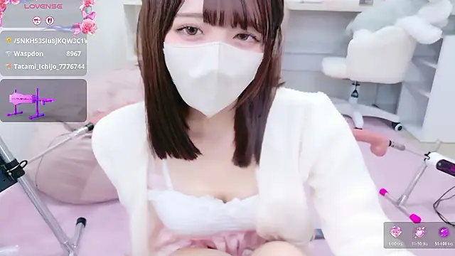 Snapshot of Reina_Fcup chatting on January 17, 1:38 pm Reina Fcup online show from January 17, 1:38 pm