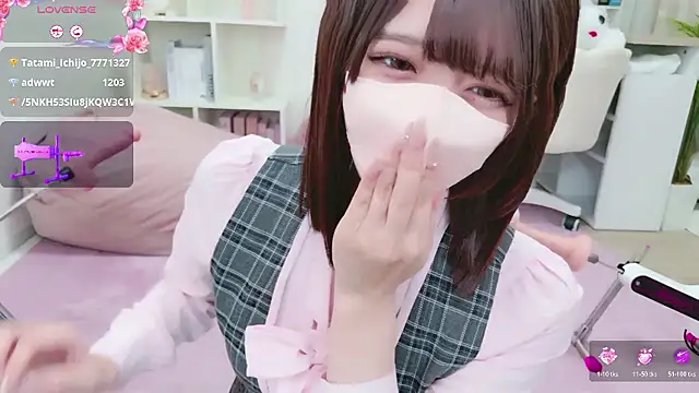 Snapshot of Reina_Fcup chatting on February 19, 10:22 am Reina Fcup online show from February 19, 10:22 am