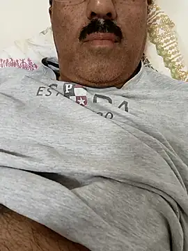 moonflower25 online show from September 26, 8:24 pm