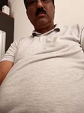 moonflower25 online show from October 7, 10:56 am