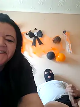 Snapshot of BlacReign chatting on October 23, 12:59 pm BlacReign online show from October 23, 12:59 pm