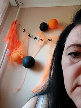 Snapshot of BlacReign chatting on November 4, 12:37 pm BlacReign online show from November 4, 12:37 pm