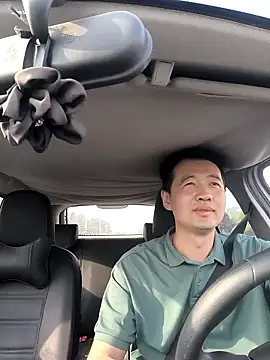 huanhuanaaaaa online show from April 27, 8:34 am