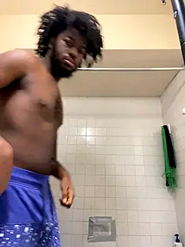 Snapshot of ThickDic28 chatting on September 29, 6:46 pm ThickDic28 online show from September 29, 6:46 pm