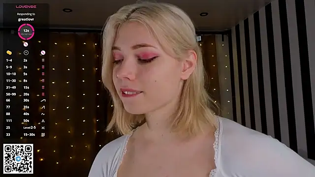 Snapshot of SibleyDurborow chatting on December 5, 5:38 am SibleyDurborow online show from December 5, 5:38 am