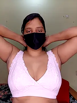 Snapshot of Rose-luckey chatting on October 27, 1:37 pm Rose-luckey online show from October 27, 1:37 pm