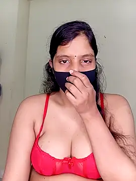 Snapshot of Rose-luckey chatting on November 4, 6:51 pm Rose-luckey online show from November 4, 6:51 pm