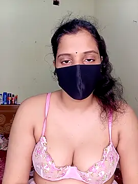 Snapshot of Rose-luckey chatting on November 14, 5:55 pm Rose-luckey online show from November 14, 5:55 pm