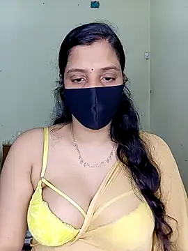 Snapshot of Rose-luckey chatting on November 20, 6:29 pm Rose-luckey online show from November 20, 6:29 pm