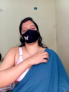 Snapshot of Rose-luckey chatting on November 25, 1:55 pm Rose-luckey online show from November 25, 1:55 pm