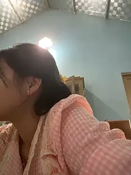 Snapshot of One-nice chatting on October 6, 2:31 am One-nice online show from October 6, 2:31 am