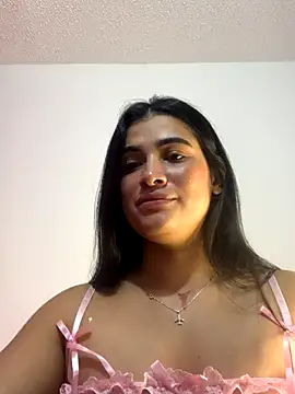 Snapshot of alice_shyness chatting on October 19, 5:08 am alice shyness online show from October 19, 5:08 am