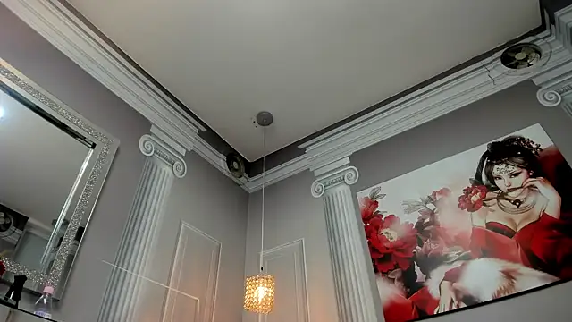 Snapshot of naughty_milf4u_ chatting on October 30, 12:34 am naughty milf4u online show from October 30, 12:34 am