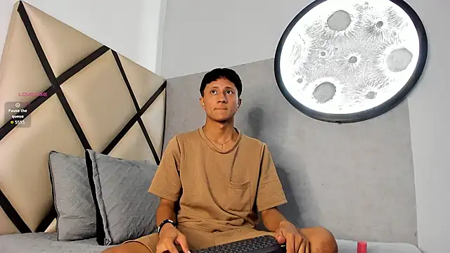  Leohot  online show from September 11, 3:17 am