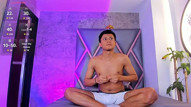  Leohot  online show from December 13, 9:42 pm