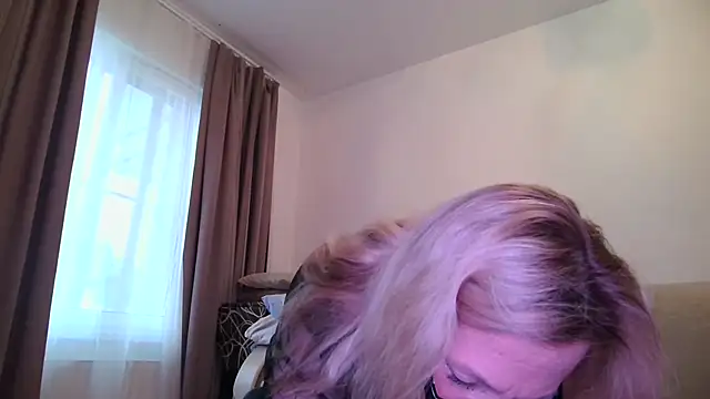 Snapshot of Sweetmurrr chatting on May 17, 2:09 am Sweetmurrr online show from May 17, 2:09 am