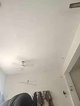 Snapshot of monty935 chatting on October 31, 6:58 am monty935 online show from October 31, 6:58 am