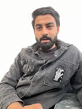 hottestboy03 online show from November 10, 5:39 am