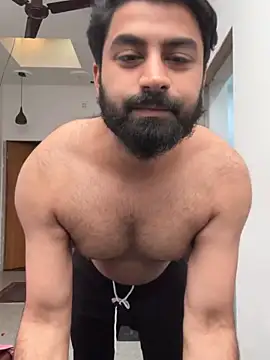 hottestboy03 online show from January 18, 9:13 am