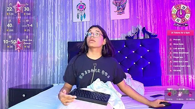 Snapshot of Hailey_johnsonn chatting on September 30, 10:31 am Hailey johnsonn online show from September 30, 10:31 am