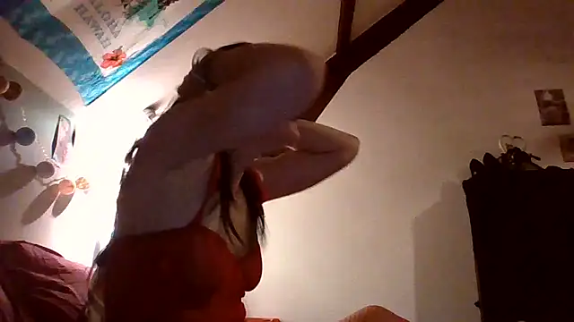 Snapshot of Sosso19squirt chatting on May 28, 8:50 pm Sosso19squirt online show from May 28, 8:50 pm