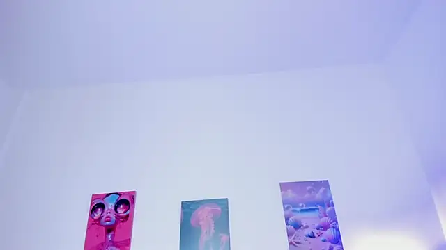 Snapshot of tyra_bankss_ chatting on October 29, 3:09 am tyra bankss online show from October 29, 3:09 am