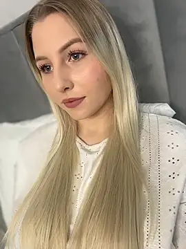 Snapshot of Amy_mit chatting on September 29, 9:14 am Amy mit online show from September 29, 9:14 am