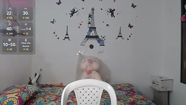 Snapshot of Macarena_05 chatting on September 13, 1:11 pm Macarena 05 online show from September 13, 1:11 pm