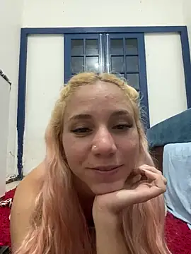 Snapshot of Bruna551 chatting on September 30, 3:00 am Bruna551 online show from September 30, 3:00 am