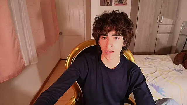 Snapshot of Nude_Boy18 chatting on November 6, 7:20 am Nude Boy18 online show from November 6, 7:20 am