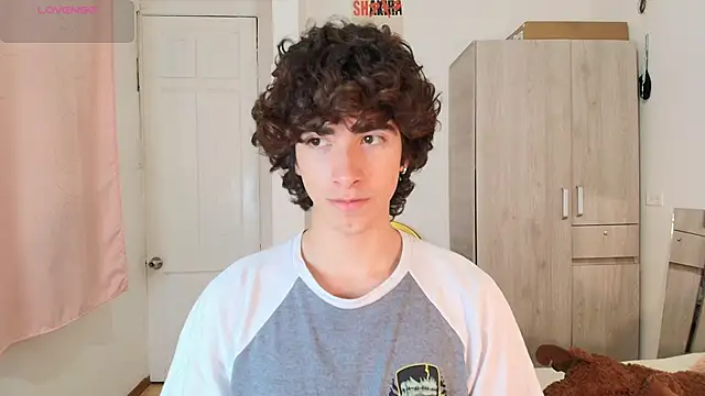 Snapshot of Nude_Boy18 chatting on November 20, 5:29 am Nude Boy18 online show from November 20, 5:29 am