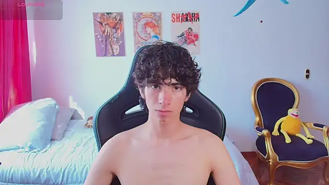 Snapshot of Nude_Boy18 chatting on July 13, 8:44 pm Nude Boy18 online show from July 13, 8:44 pm