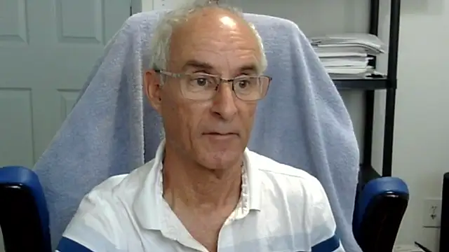 Snapshot of funone1999 chatting on October 13, 11:05 pm funone1999 online show from October 13, 11:05 pm