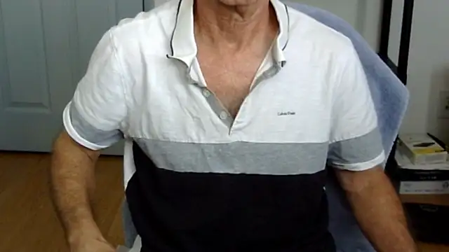 Snapshot of funone1999 chatting on November 3, 8:32 pm funone1999 online show from November 3, 8:32 pm