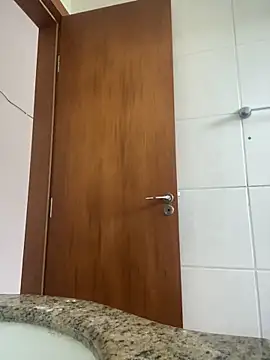 lucioliveira online show from February 11, 5:40 pm