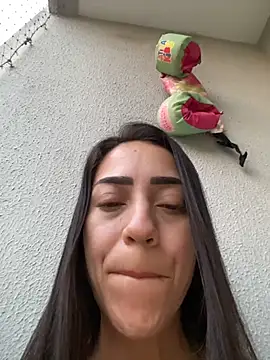 lucioliveira online show from April 28, 10:20 am