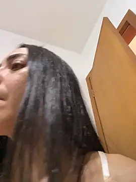 lucioliveira online show from June 21, 2:41 pm
